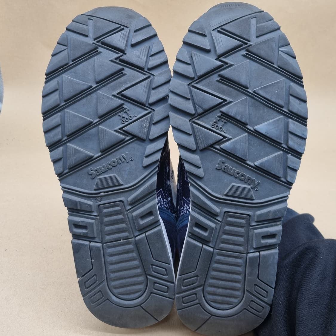 써코니 쉐도우6000 남성운동화275 상품이미지3