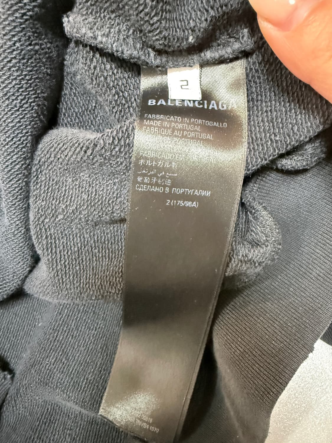 발렌시아가22 F/W Different애플 로고 후드티 일반판 2 상품이미지8