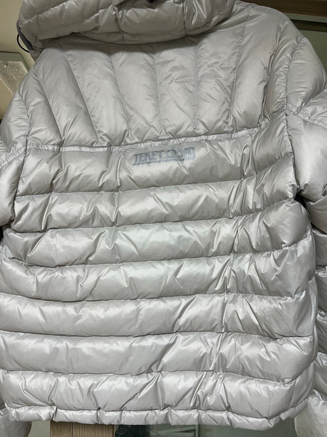 테켓 경량패딩 라이트그레이 상품이미지3