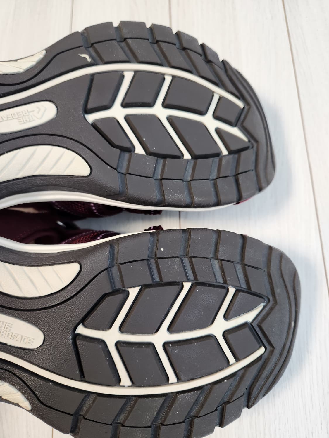 레드페이스 하이킹 바캉스 여성용 샌들 충격흡수 디어우먼샌들 사이즈240
 상품이미지8