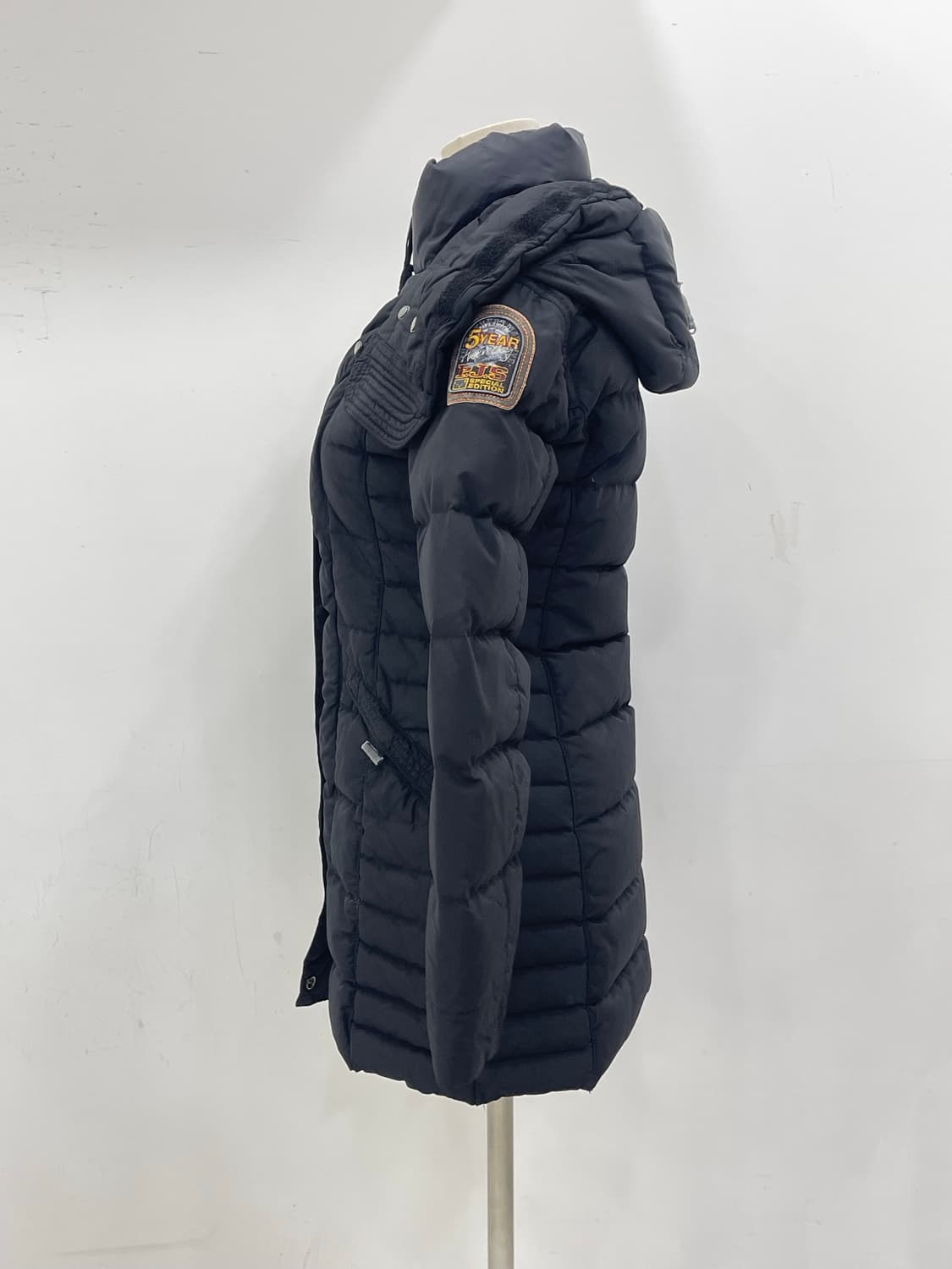 파라점퍼스 다운 패딩 (한국명품감정서 동봉) 상품이미지2