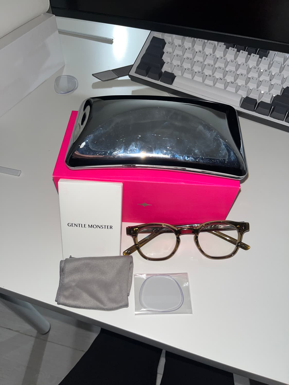 젠틀몬스터 vonzo 본조 카키 (택포) 상품이미지1