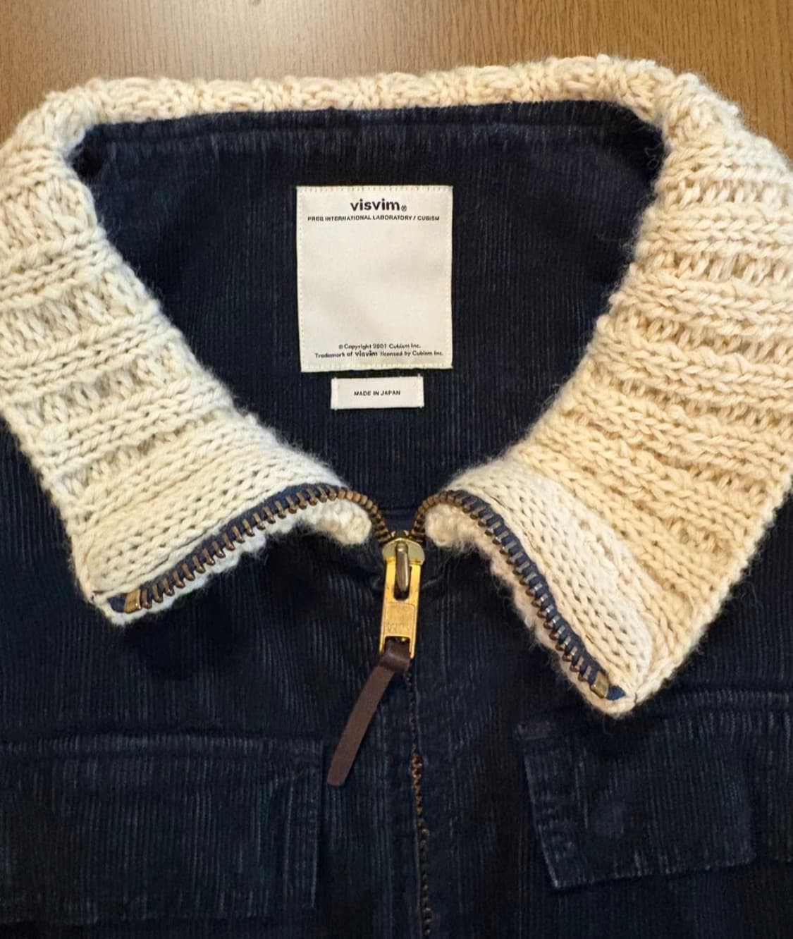 visvim 골덴 자켓 네이비 베이지 배색 1 사이즈입니다. 독특한 니트 상품이미지4