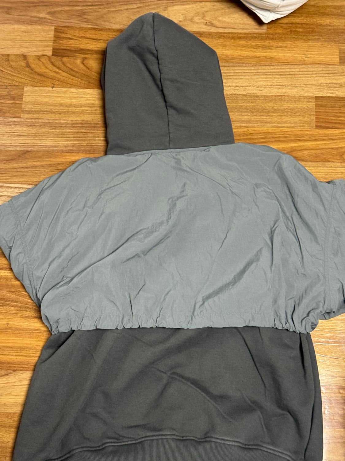 아조바이아조 레이어드 나일론 후드 L 상품이미지3