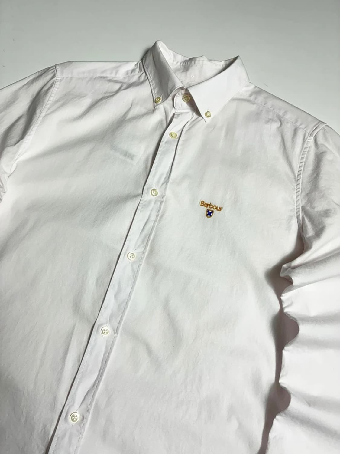 바버 Barbour 자수 로고 화이트 옥스포드 테일러드 셔츠 R1919 상품이미지2