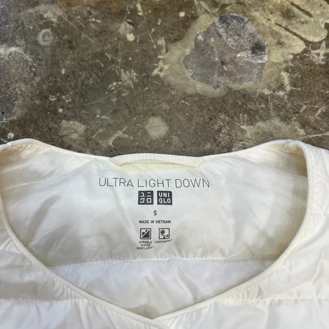 S) 유니클로 울트라 라이트다운 경량 패딩 점퍼 자켓 상품이미지3