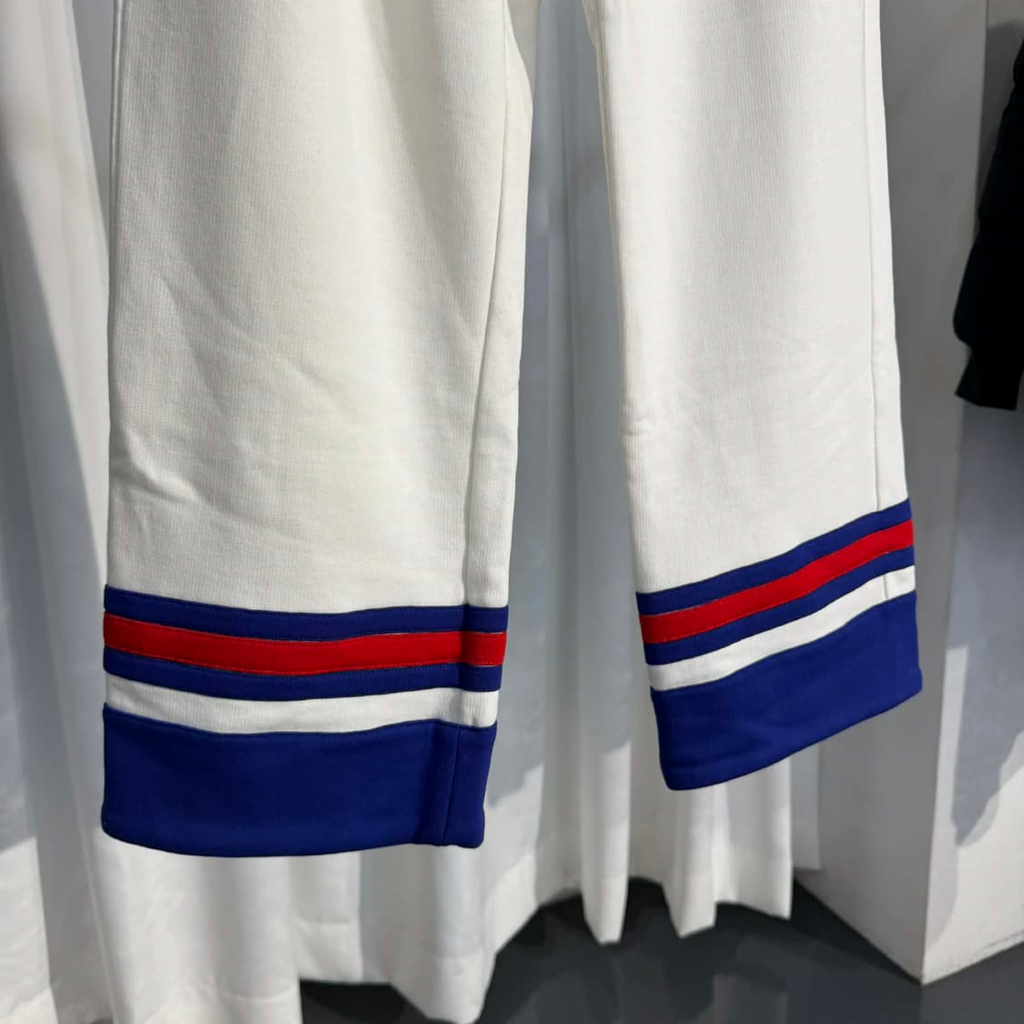 N / S (28-30) 구찌 인터로킹 코튼 팬츠 아이보리 상품이미지2