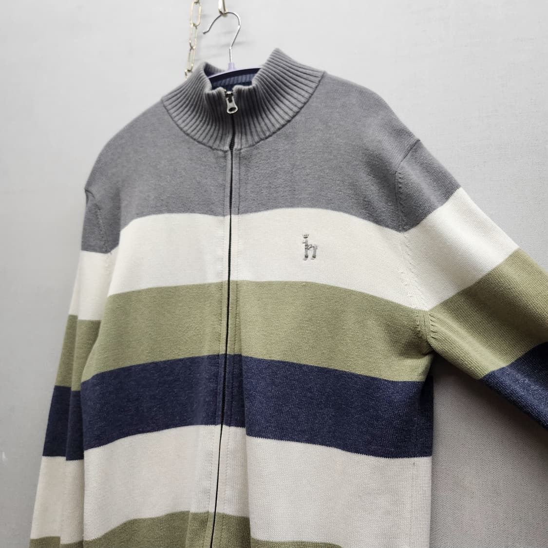 헤지스 멀티컬러 스트라이프 반집업 니트 M(남여공용) 상품이미지2