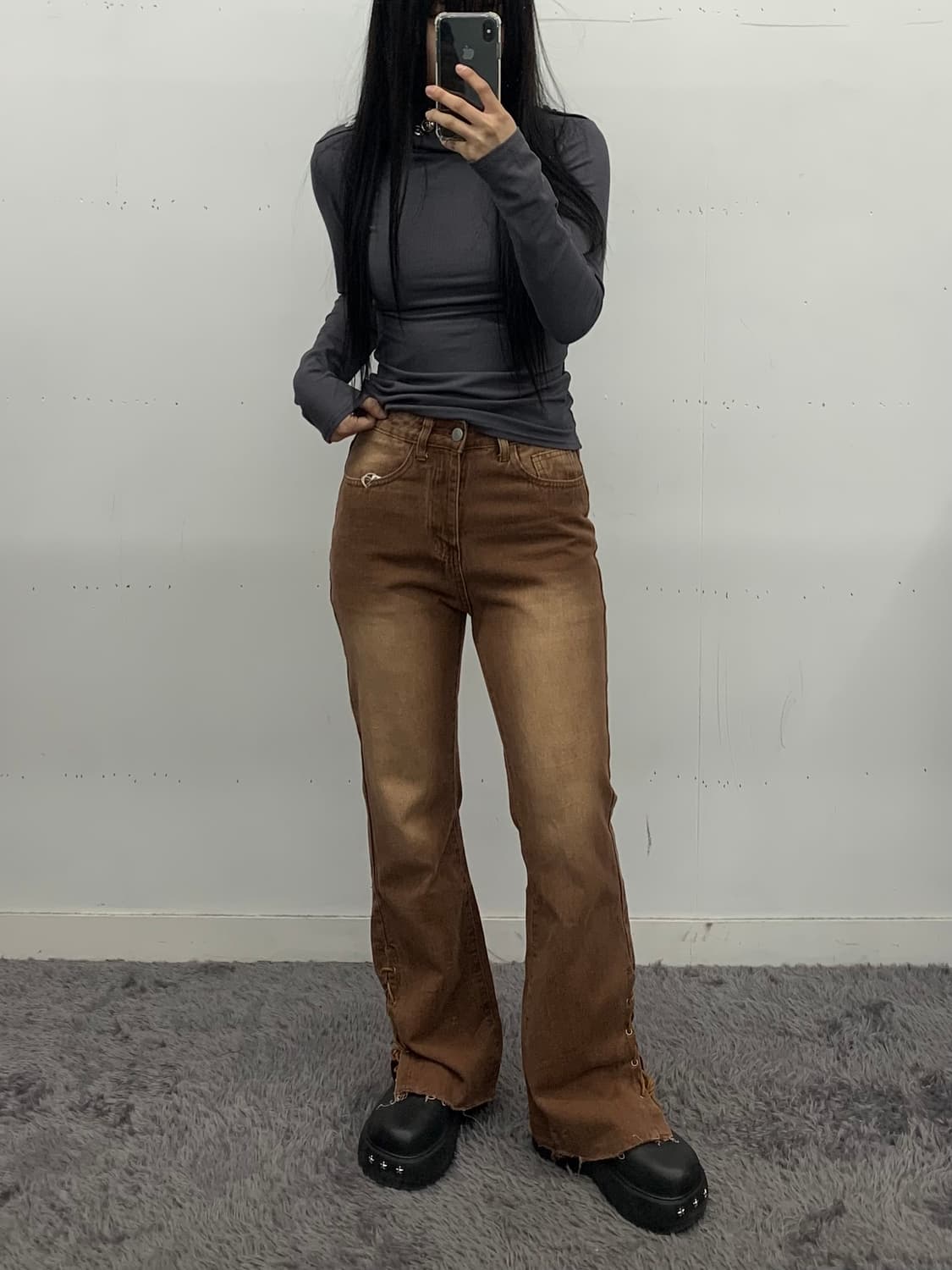 아일렛 하이웨이스트 부츠컷 팬츠 상품이미지1