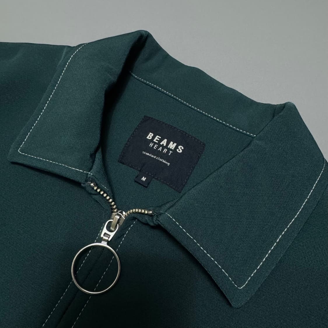 빔즈(BEAMS HEART) 다크 포레스트그린 스티치 집업 자켓 상품이미지3