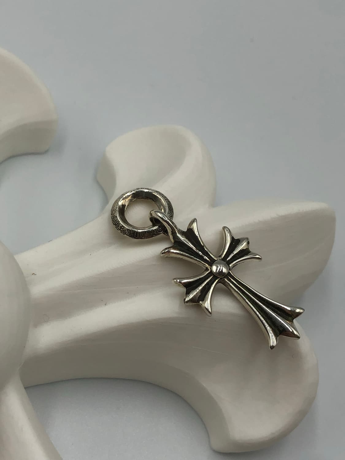 크롬하츠 타이니크로스 참 펜던트 상품이미지3