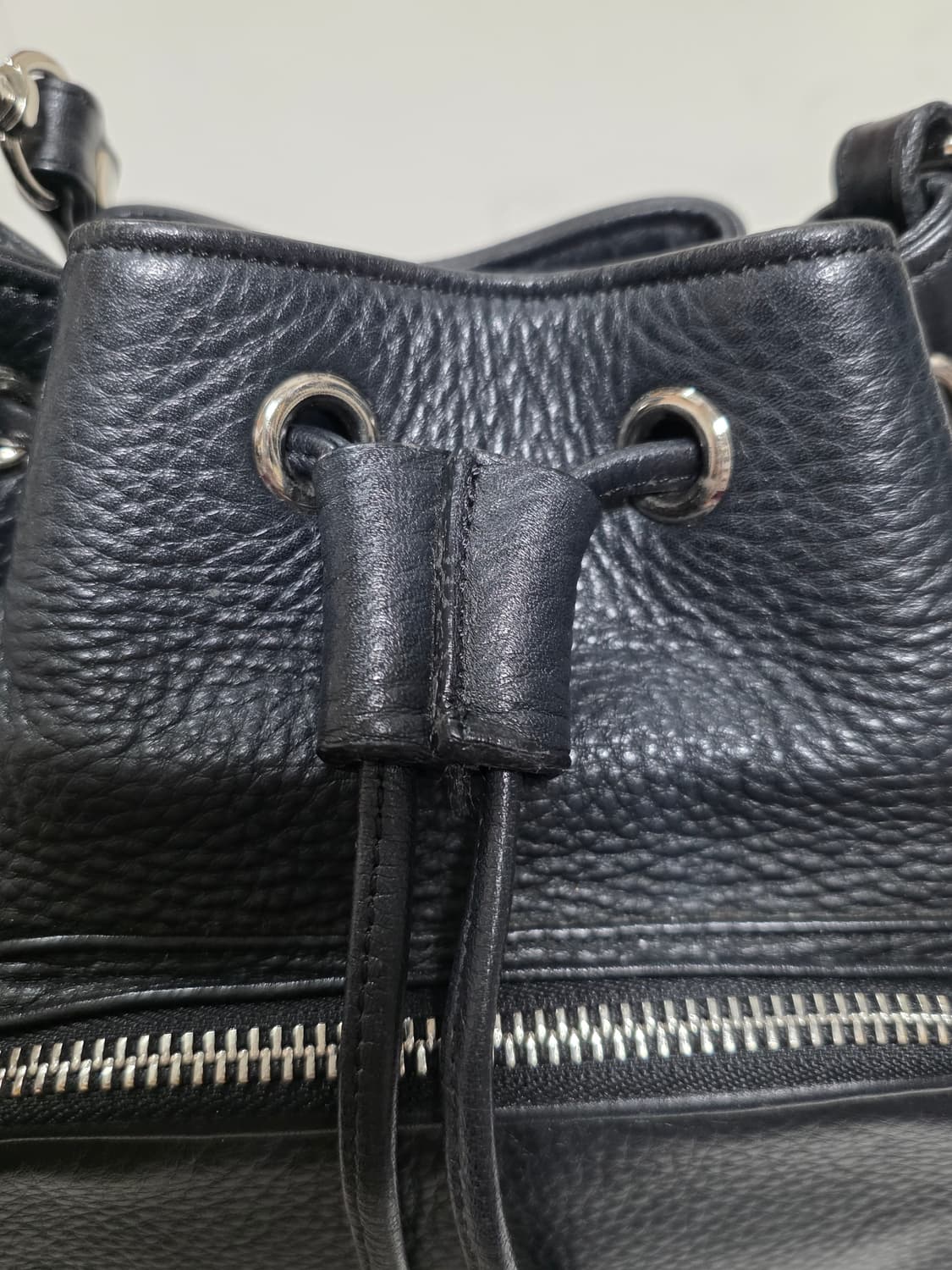 에디네띠 버킷백 상품이미지2