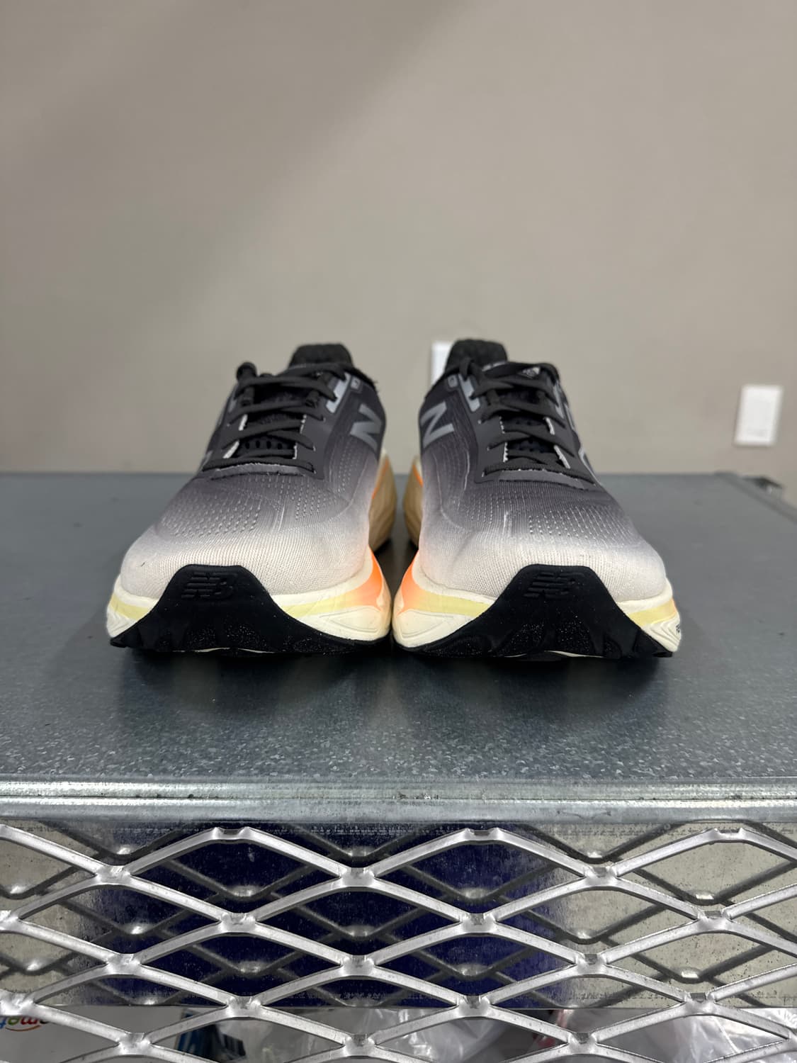 뉴발란스 프레쉬 폼 1080 260 상품이미지5