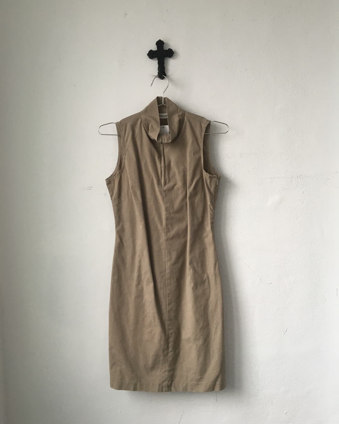 High neck sleeveless onepiece 상품이미지2