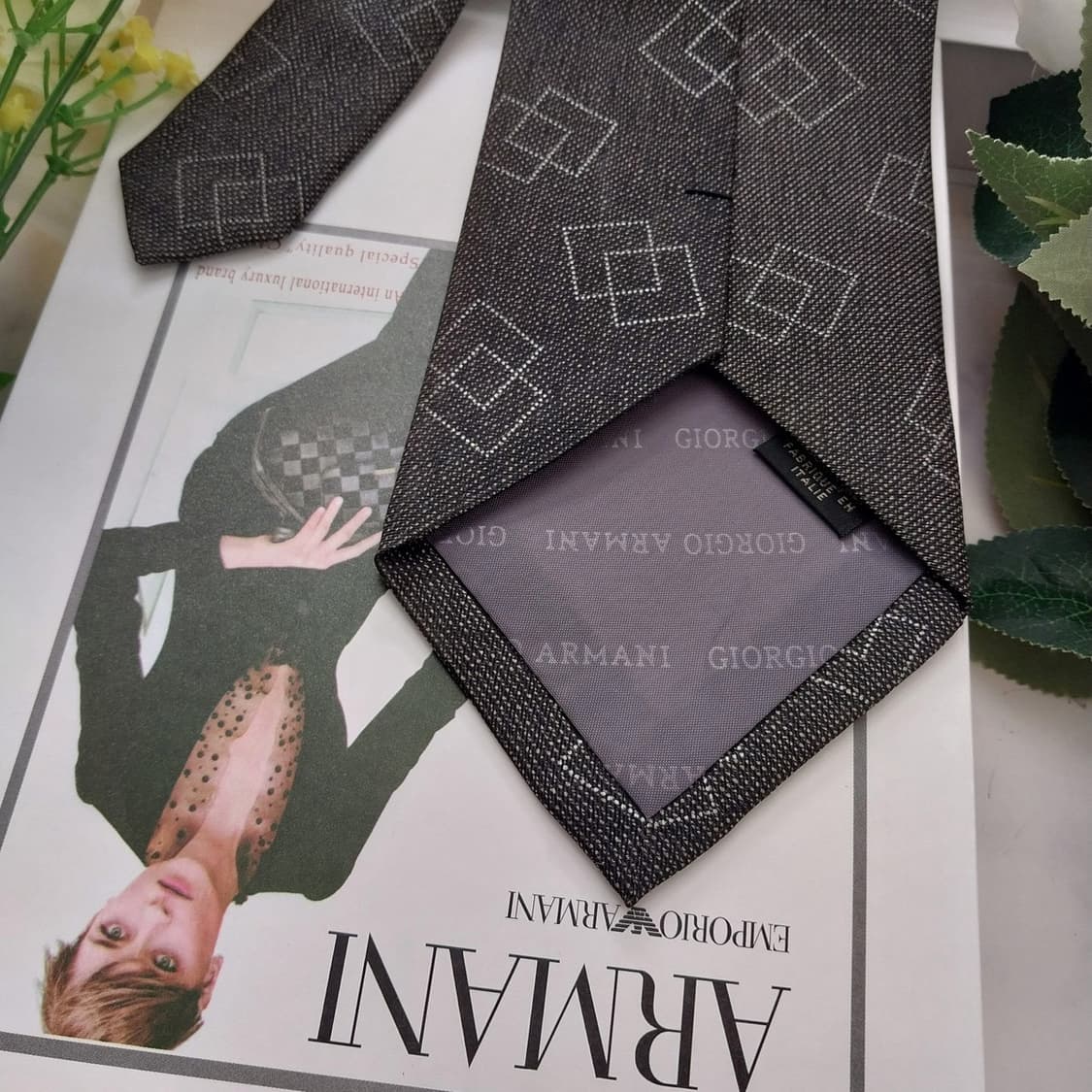 아르마니 꼴레지오니 실크 그레이 넥타이 9.9cm A+등급 K1323
 상품이미지7