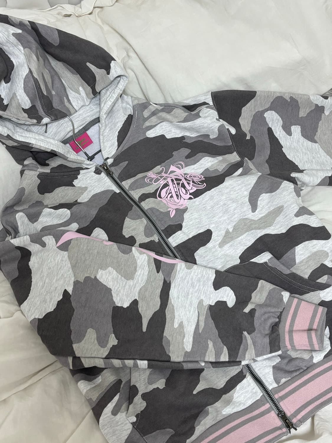 NYXX 엠블럼 프린팅 카모 후드집업 상품이미지4