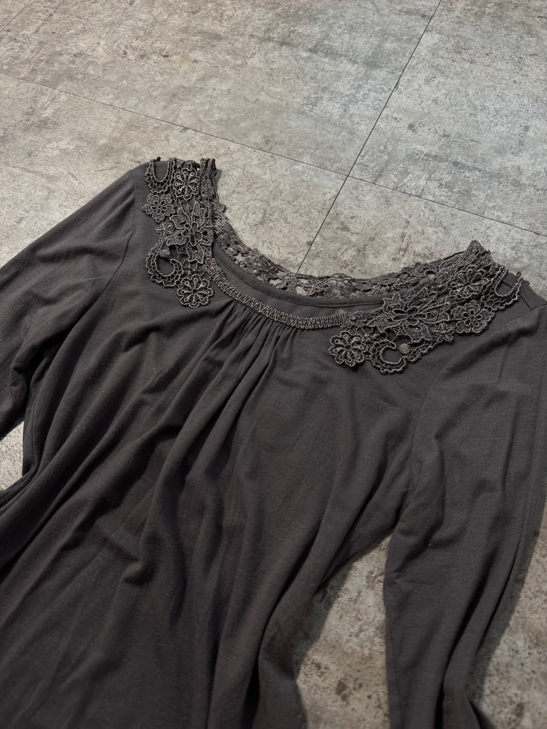 레이스 모티프 롱 슬리브 티 상품이미지7