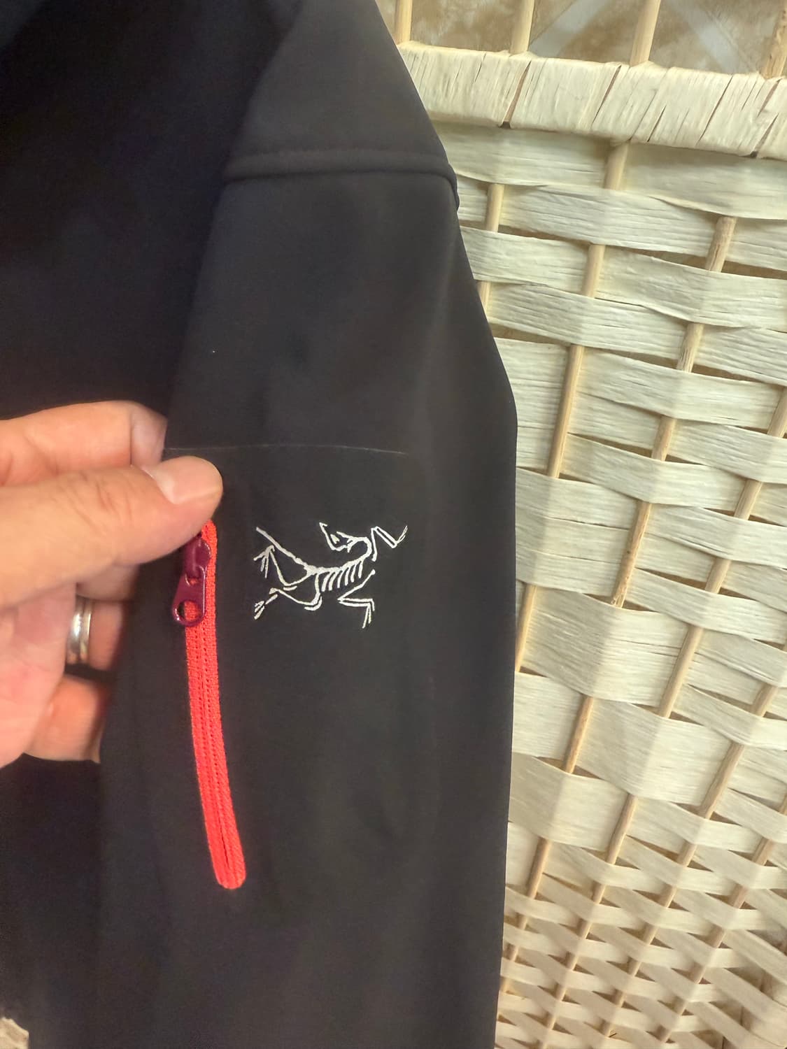 55-66 정품 아크테릭스 감마MX 소프트쉘 후디자켓 팝니다 상품이미지4