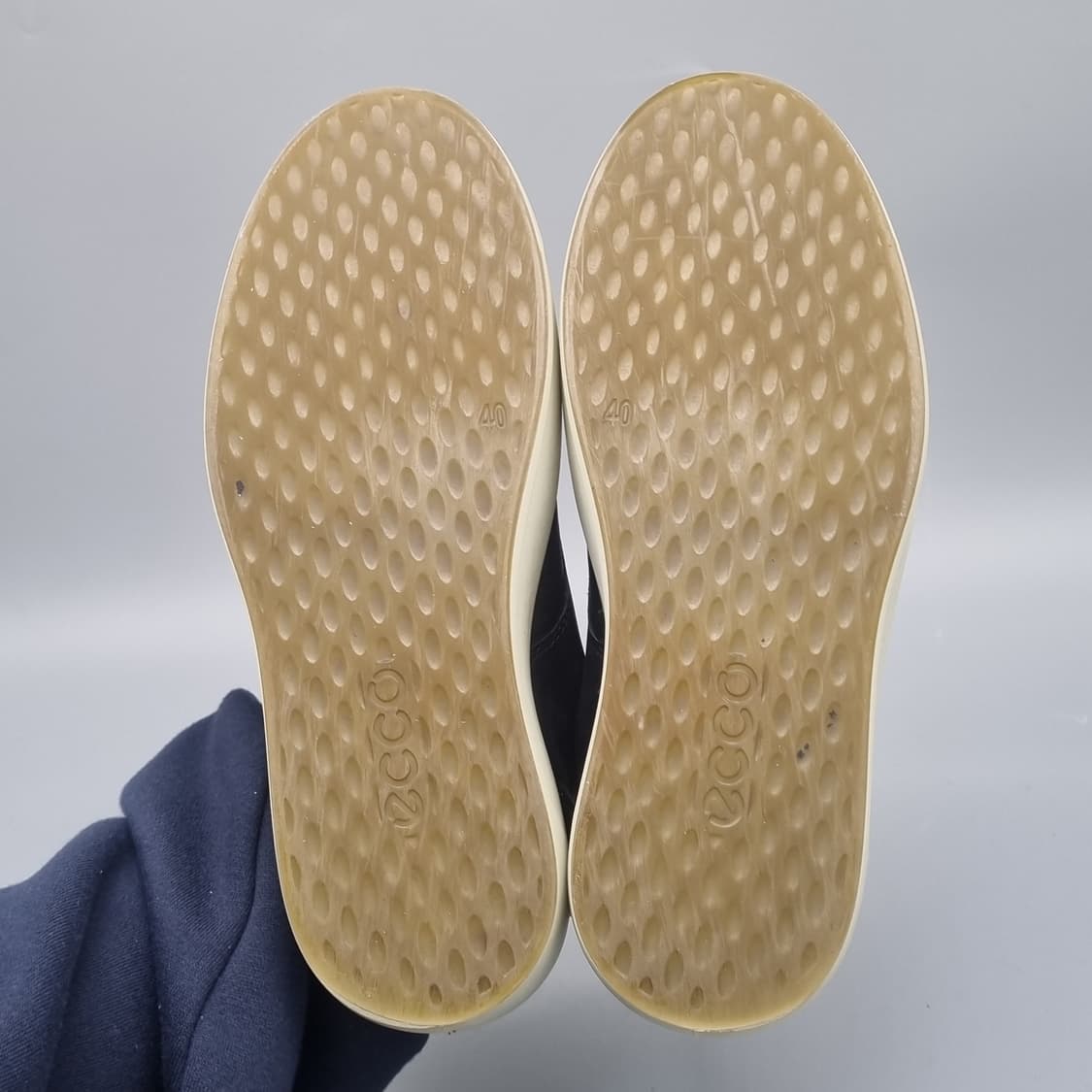 에코 소프트8  가죽 남성스니커즈255 상품이미지3