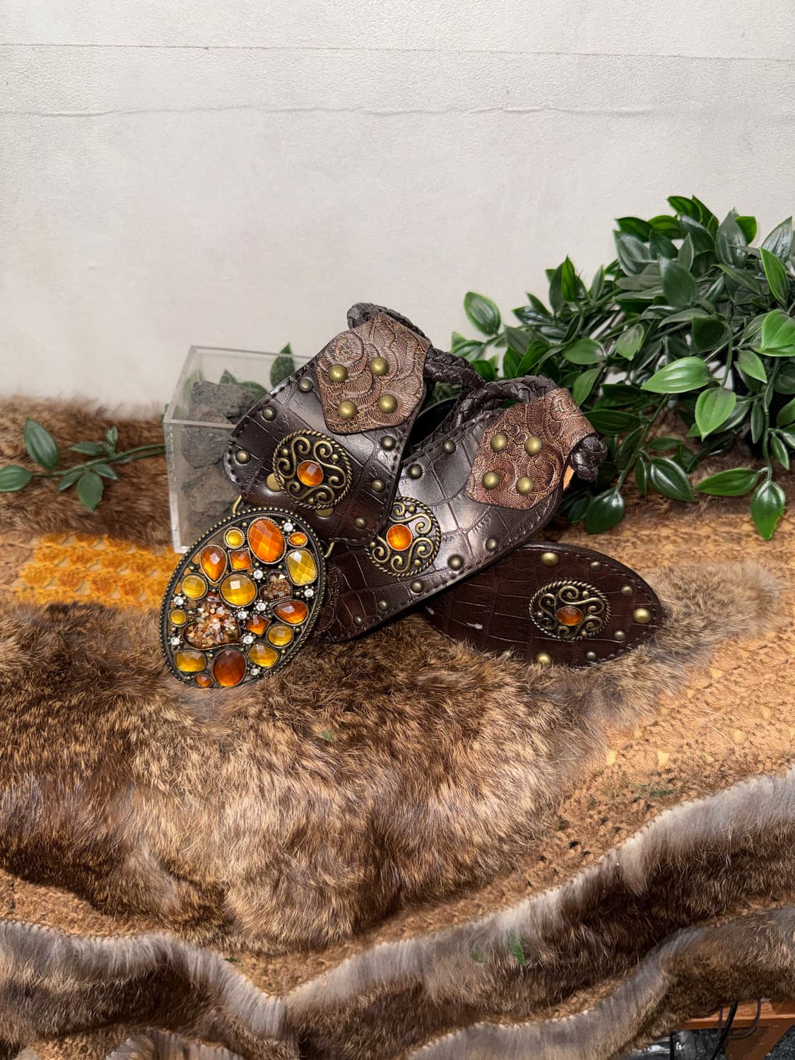 Brown oriental cubic strap buckle belt 상품이미지1