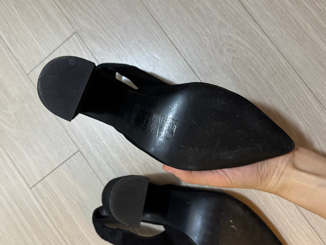 앤아더스토리즈 스웨이드 구두 청키힐 37 (240) 상품이미지2