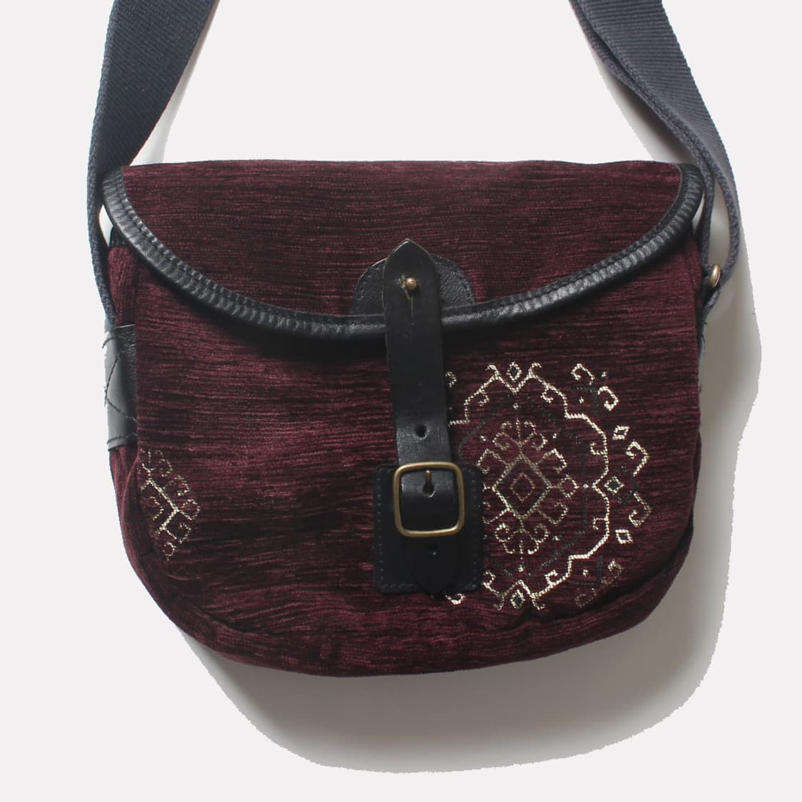 니들스 크로스백_2651 상품이미지3