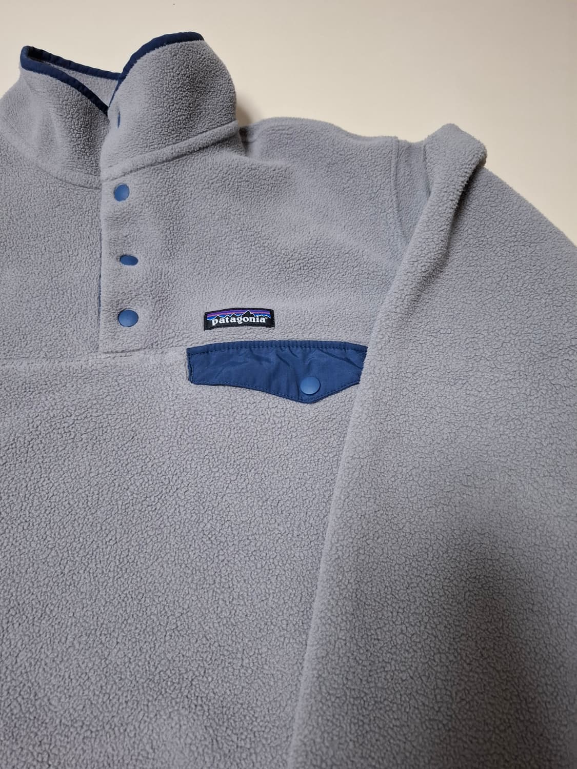 우먼스 XL 파타고니아 신칠라 그레이 베이지 회색 플리스 풀오버 상품이미지2