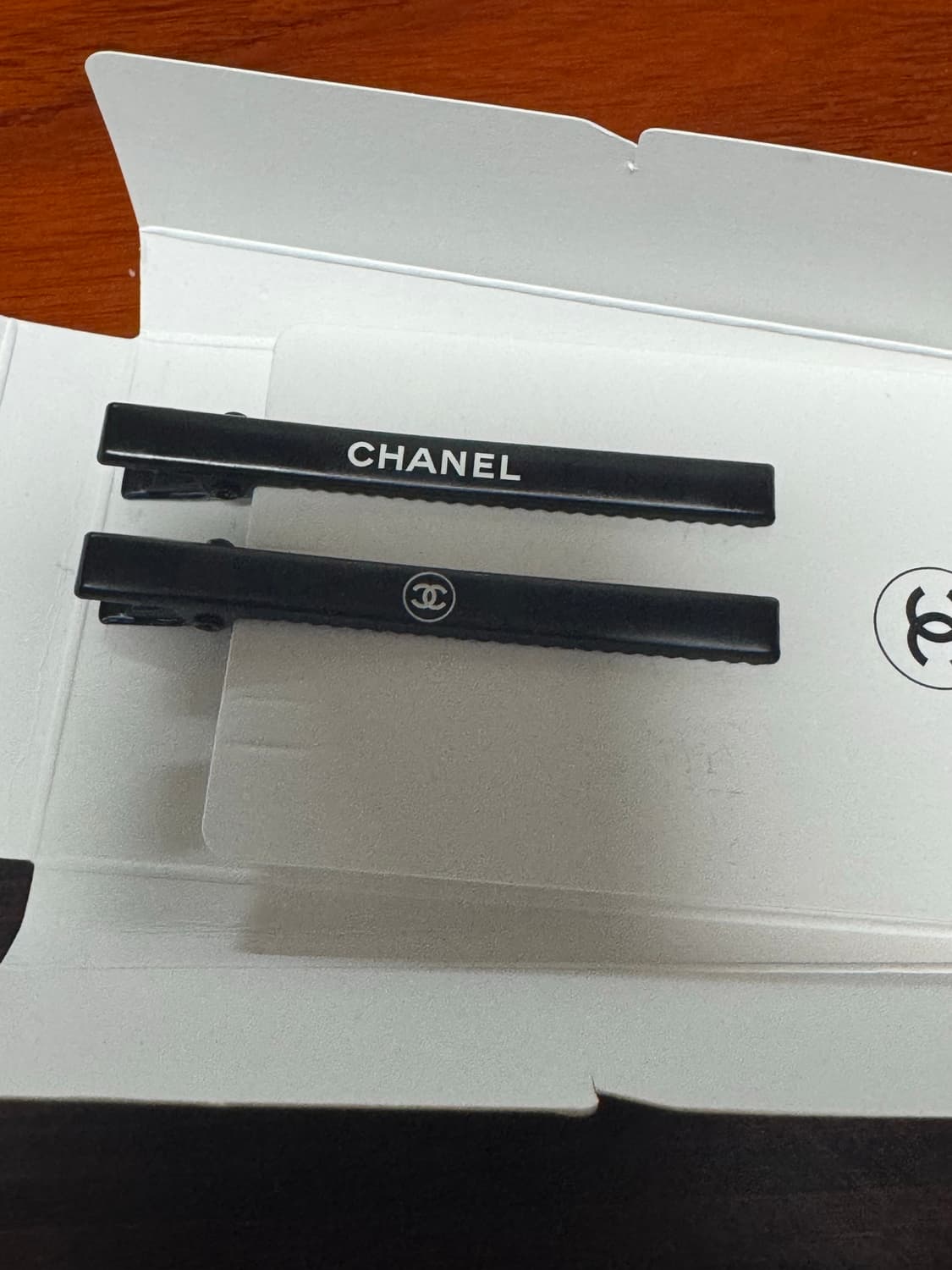 샤넬뷰티 헤어핀 2개세트 상품이미지1