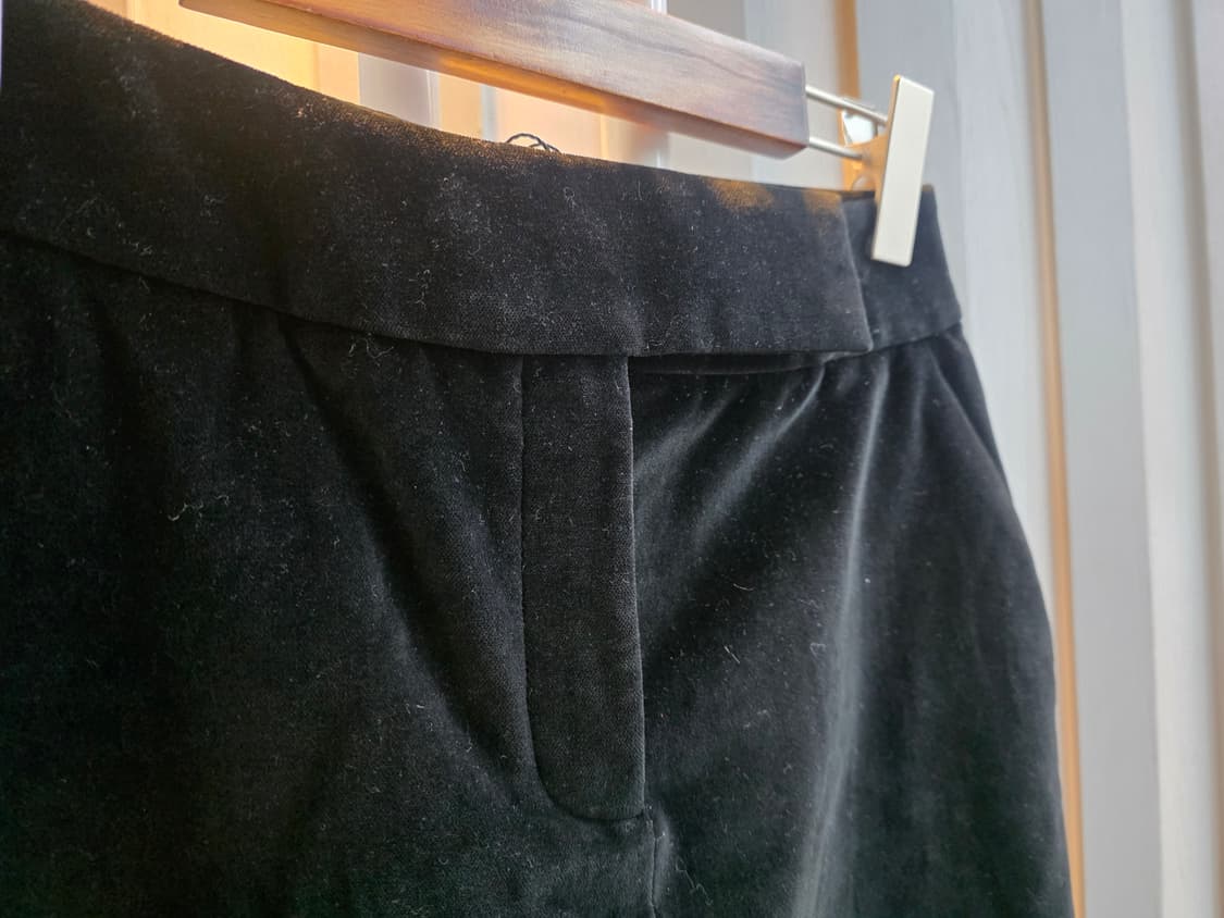 셀린느 정품 블랙 벨로아 미니스컷 상품이미지2