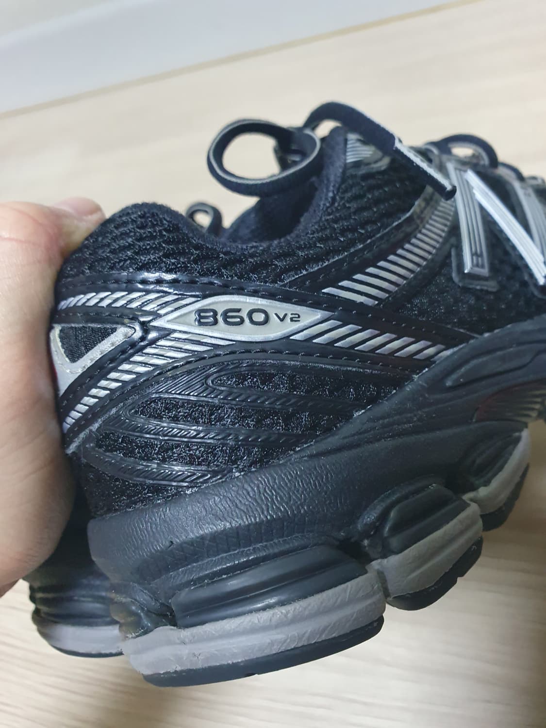 뉴발란스 860v2 블랙 운동화 235 상품이미지6