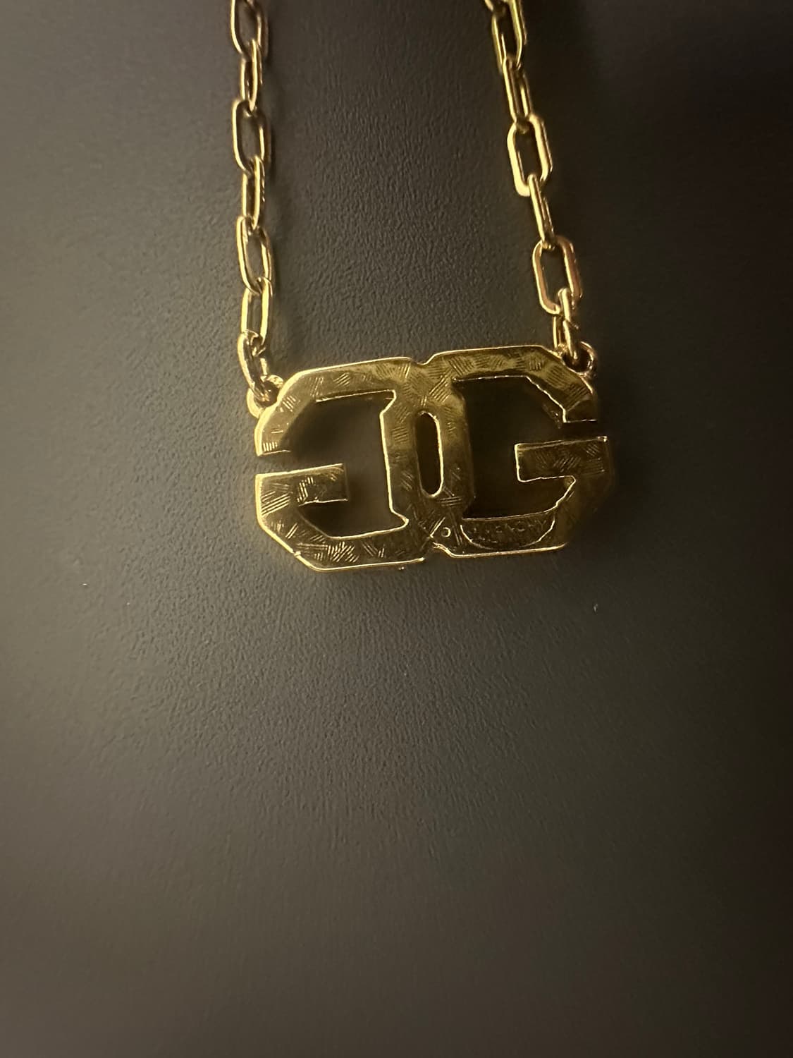 지방시 명품 목걸이 골드 상품이미지3