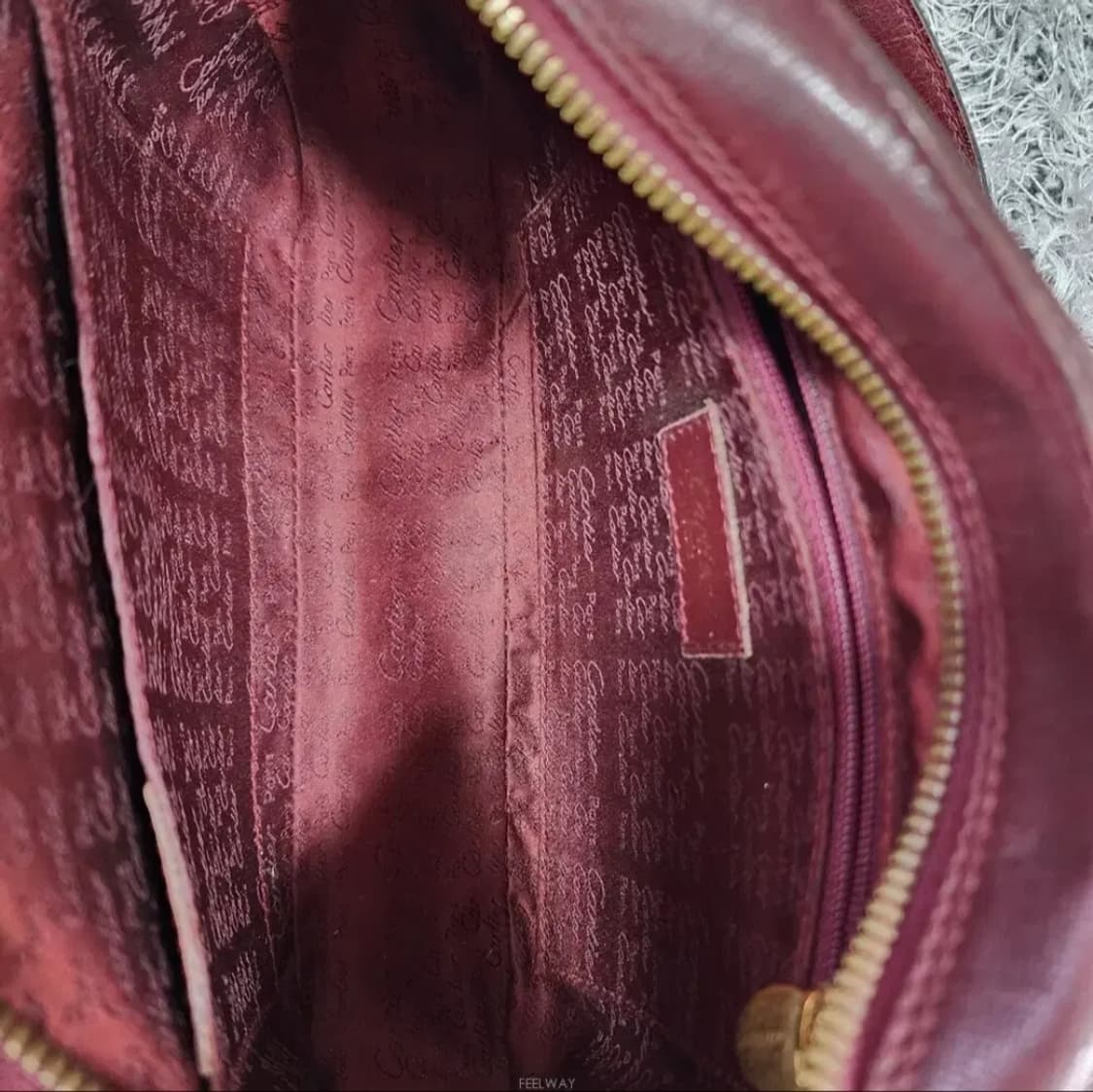 까르띠에 레더 크로스백 상품이미지9