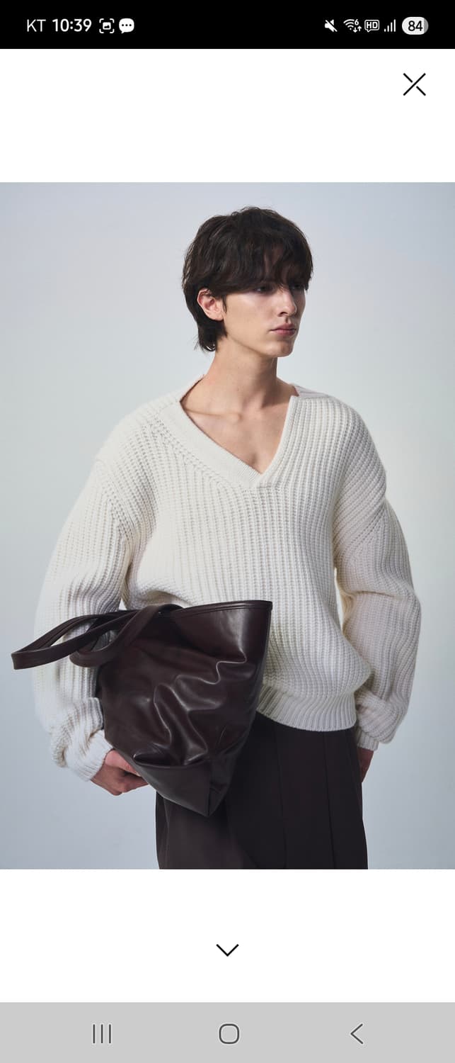 시스템옴므 24fw 파리 컬렉션 브이넥 니트 팝니다 솔리드옴므 타임옴므  상품이미지2