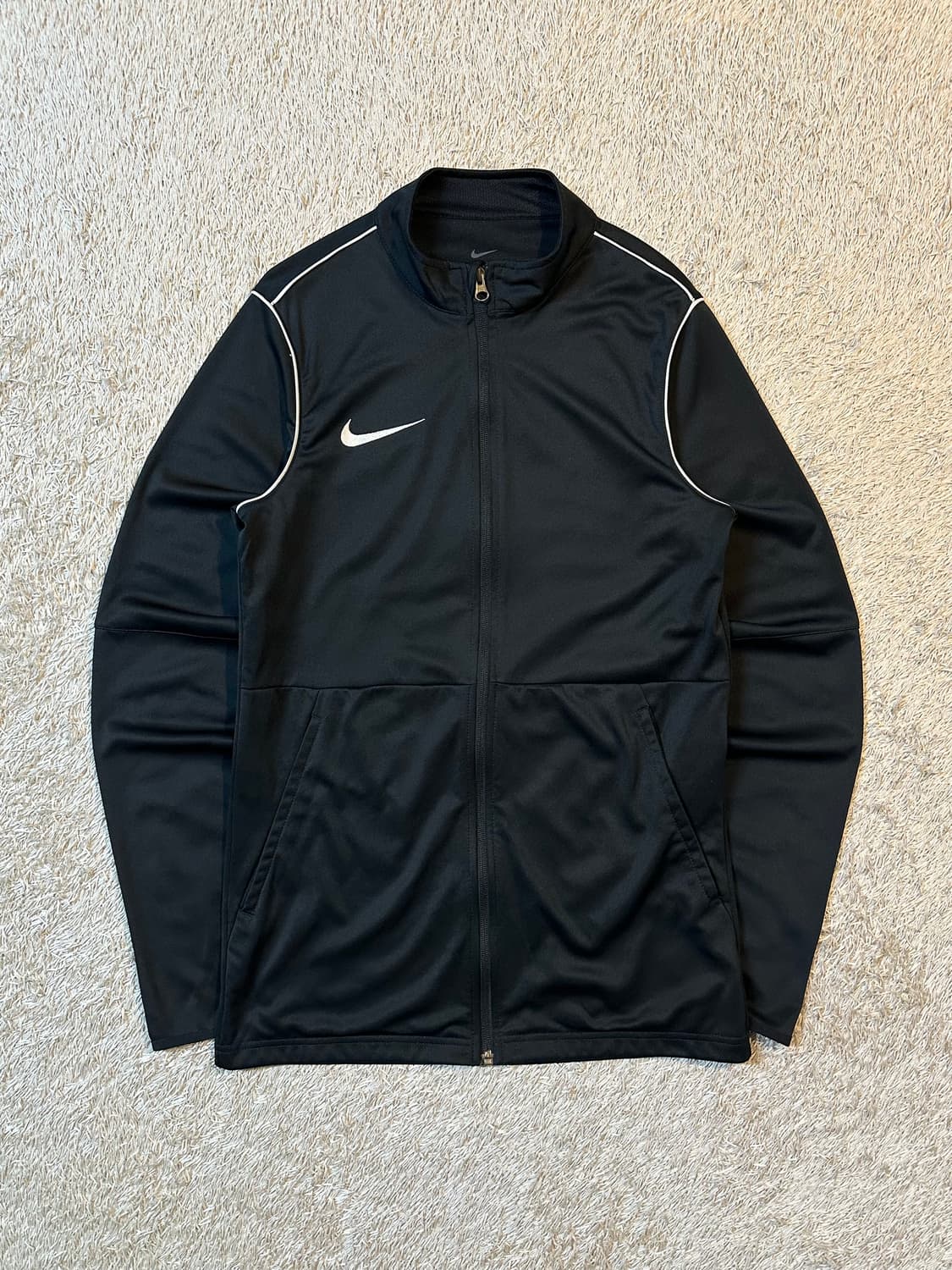 나이키 드라이핏 스우시 파이프라인 트랙탑 져지 블랙 상품이미지1