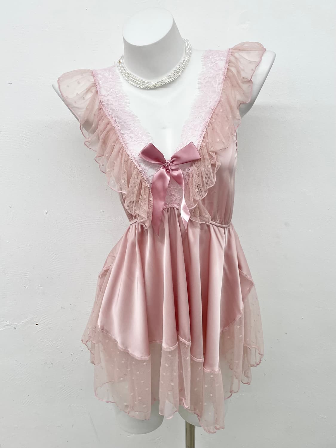 히메갸루 핑크 새틴 프릴 슬립 상품이미지1