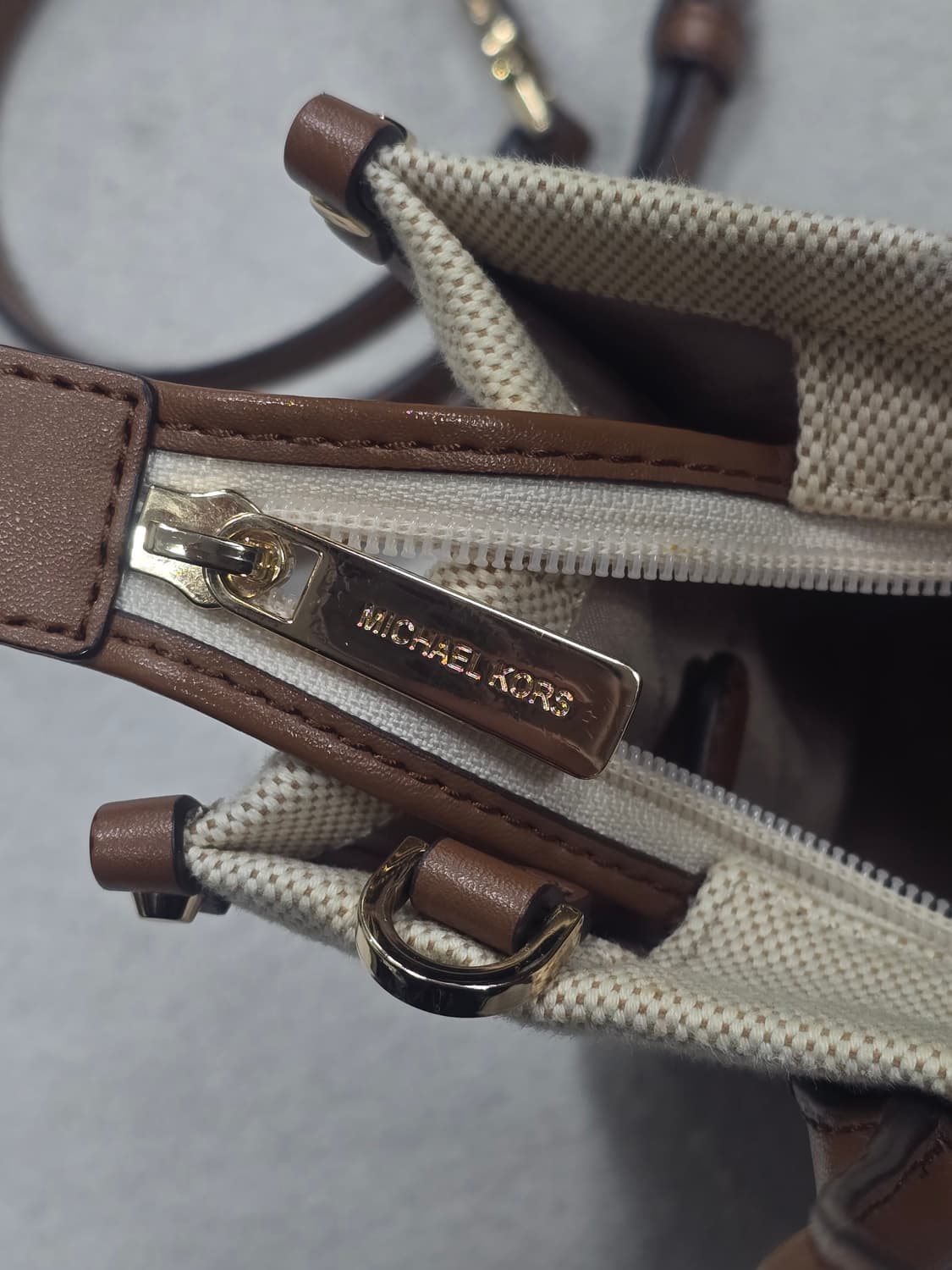 마이클 코어스 캔버스 2way 토트백 겸 숄더백 상품이미지8