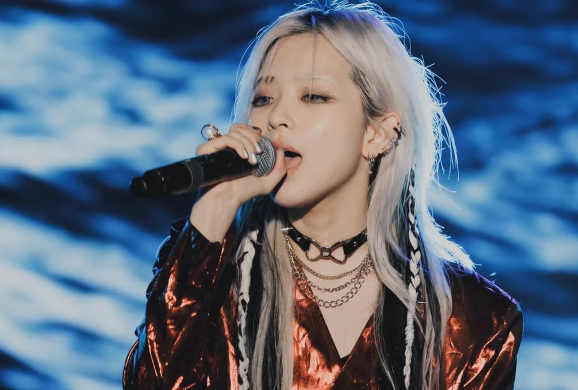 (이체시에눌) 용용 착용 제품 리본 포인트 징 디테일 블랙 초커 상품이미지2