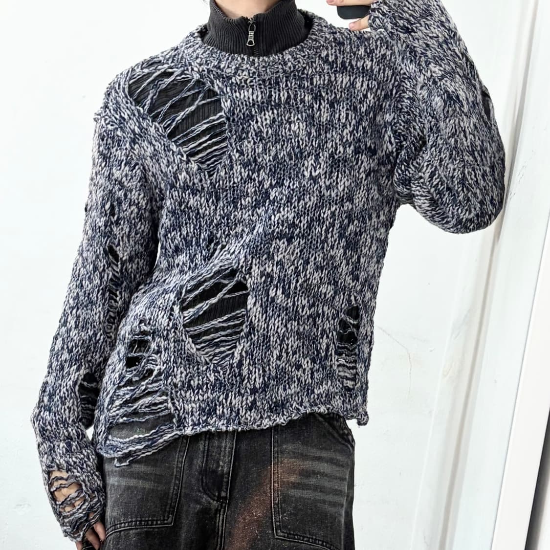 (새상품) 다잉브리드 데미지 니트 상품이미지2