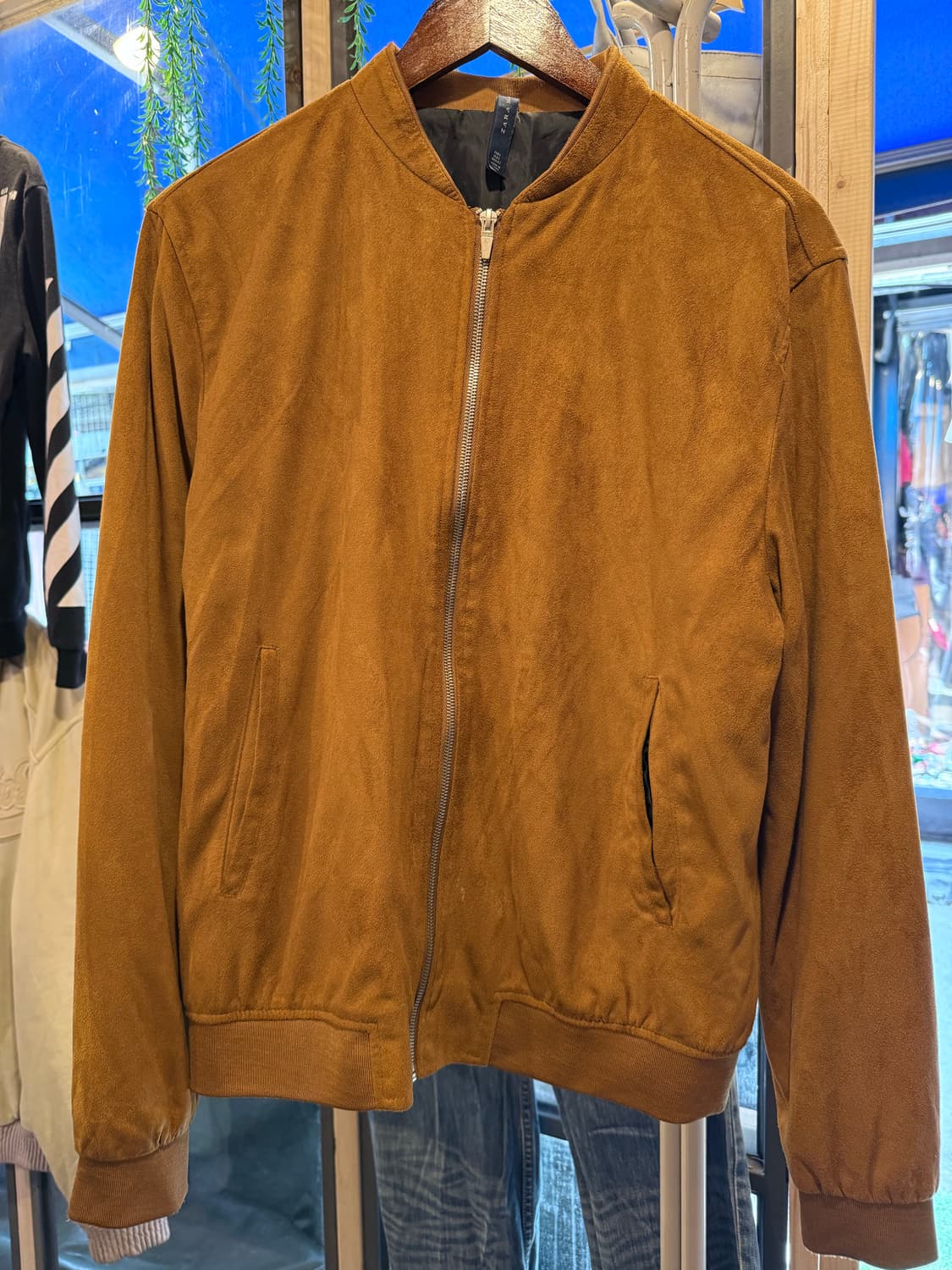 자라맨 페이크 스웨이드 봄버 자켓 상품이미지1