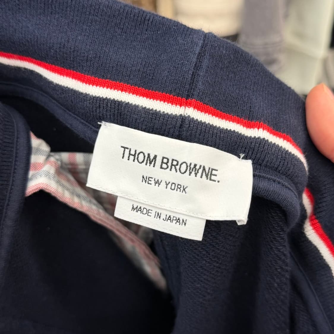 [리오브전포점] 톰브라운 사선 완장 자수 금장 반바지 상품이미지3