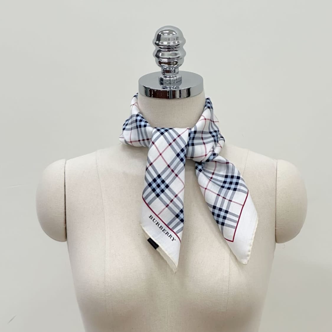 (새상품) burberry/ 버버리 코튼 쁘띠스카프 손수건 상품이미지8