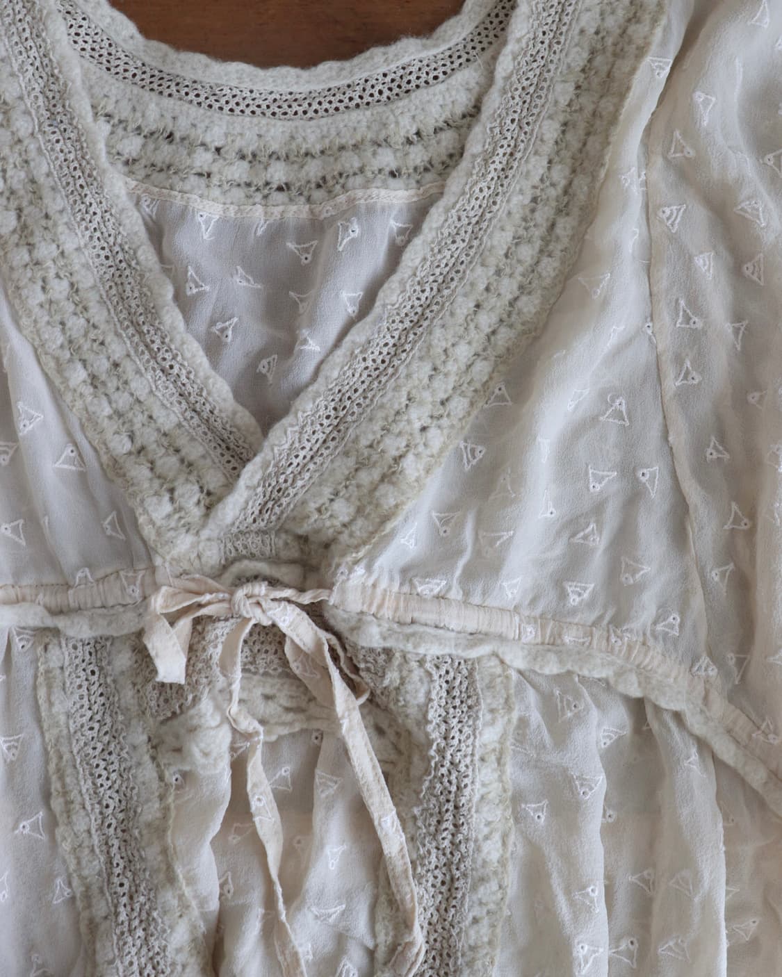 [Tsumori Chisato] Mixed Texture Blouse 상품이미지10