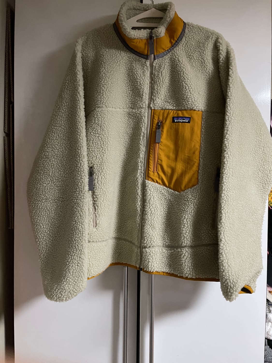 파타고니아 클래식 레트로X 플리스 자켓 펠리컨 골드 상품이미지1