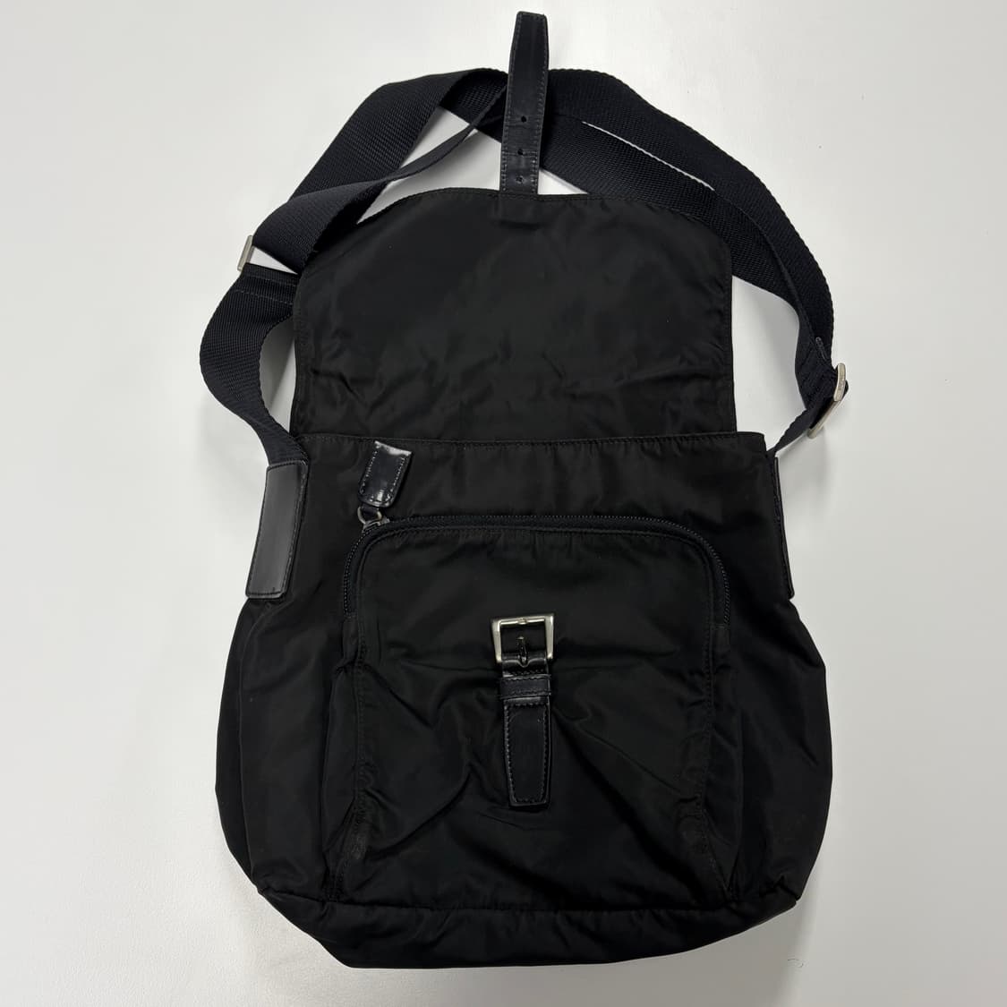 프라다 나일론 크로스백 상품이미지9