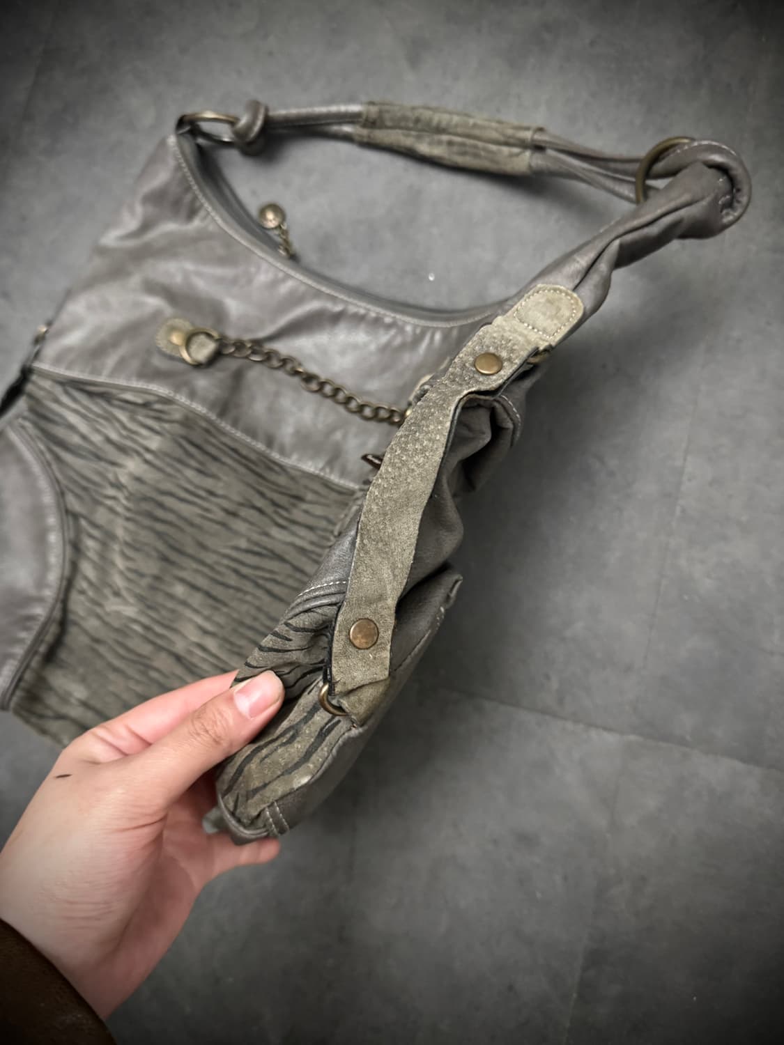 Zebra pattern leather chain bag 상품이미지4