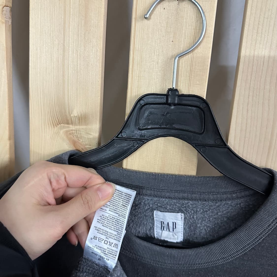 (M) GAP 갭 그레이 맨투맨 상품이미지4