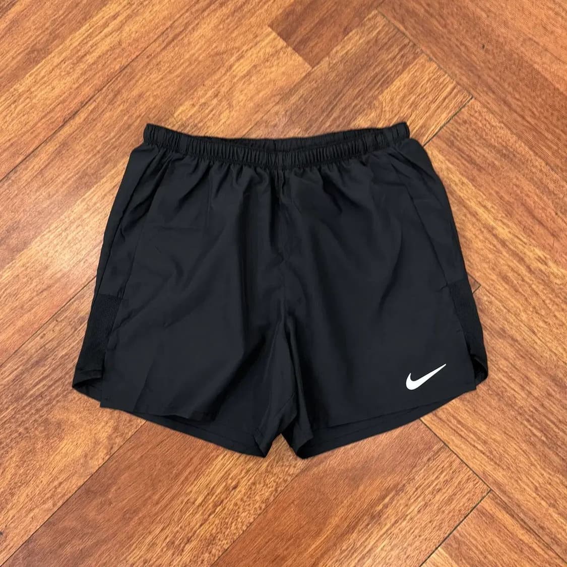 (새상품) M 나이키 런닝 블랙 반바지 팬츠 상품이미지1