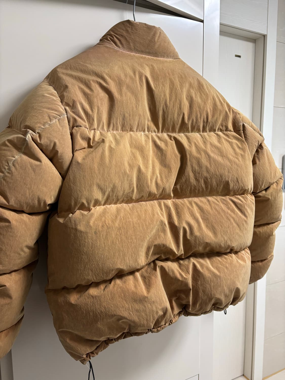 [L] 블랙아웃 오버타이 구스다운 패딩 상품이미지2