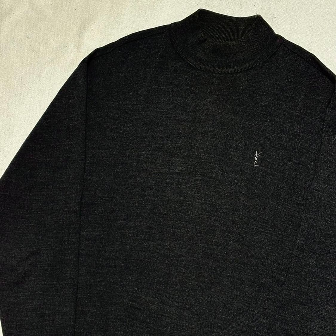 105 입생로랑 반폴라 울 니트  상품이미지1