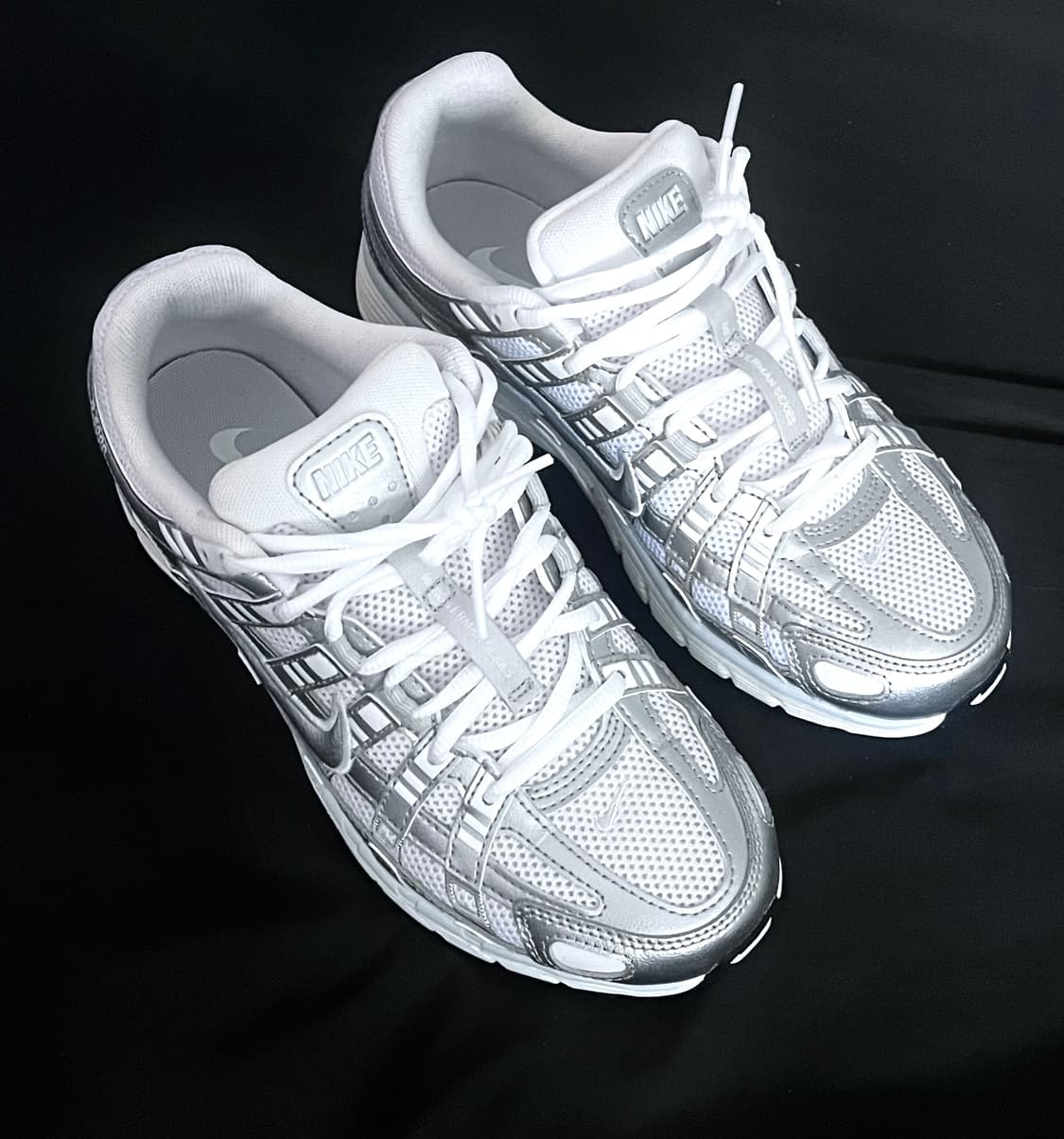 나이키 P-6000 메탈릭 실버(BV1021-106) 운동화 상품이미지1